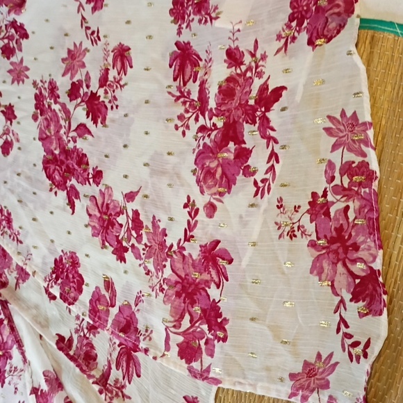 3/$25 White Floral Kimono Cardigan with Pink Blossoms & Gold Accents - Picture 4 of 9